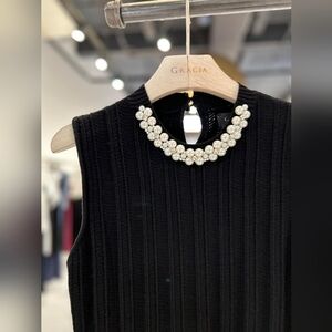Gracia Black Top with Pearl Accent